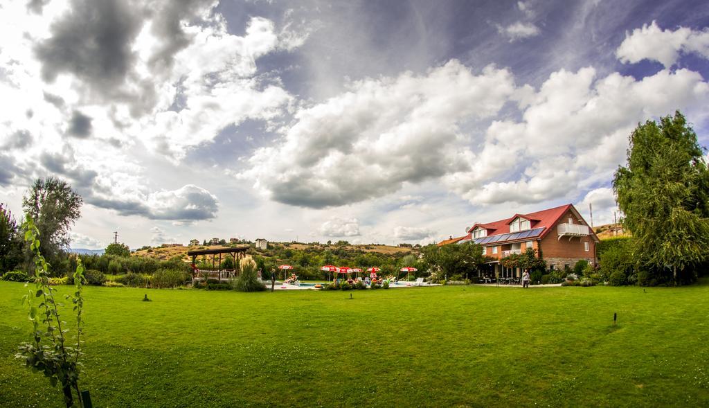 Oaza Inn Ohrid Ngoại thất bức ảnh